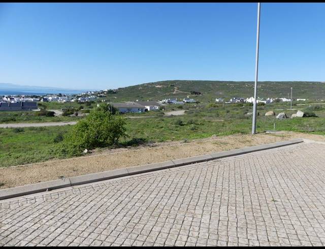 LAND FOR SALE IN HARBOUR LIGHTS